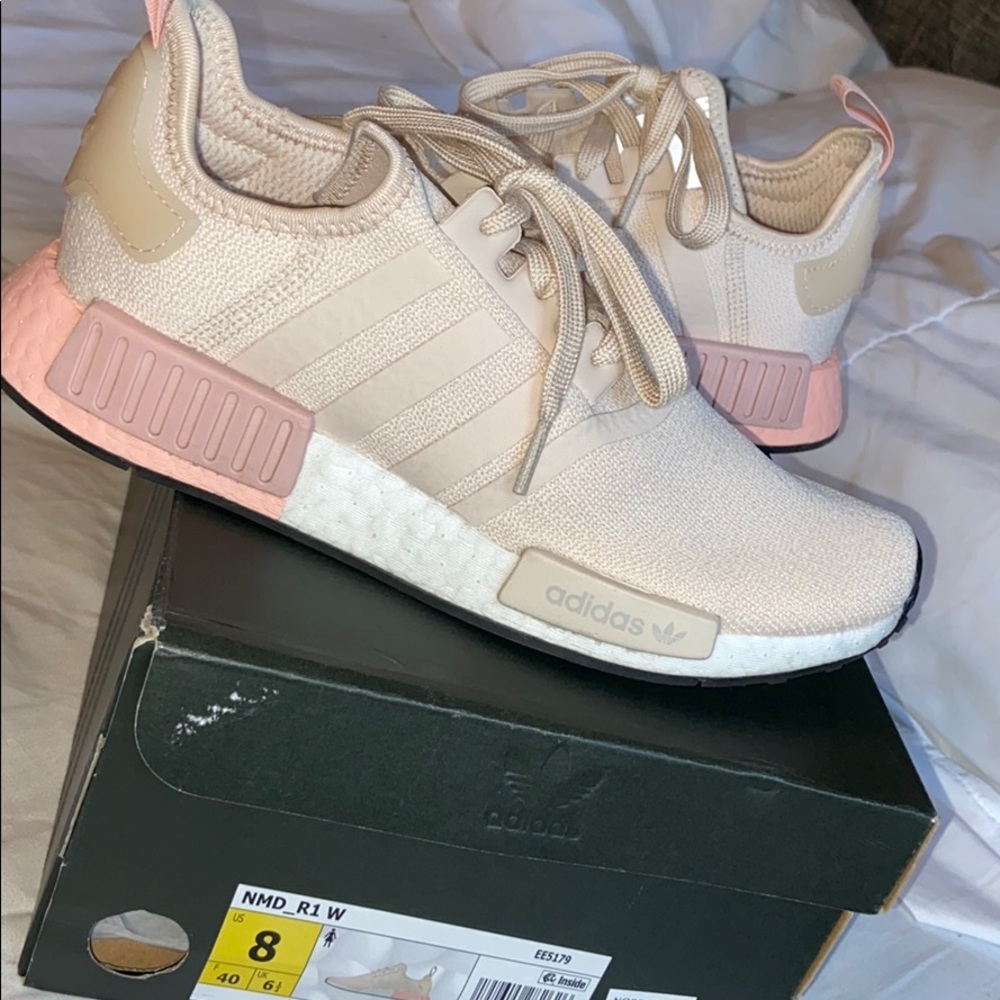 NMD R1